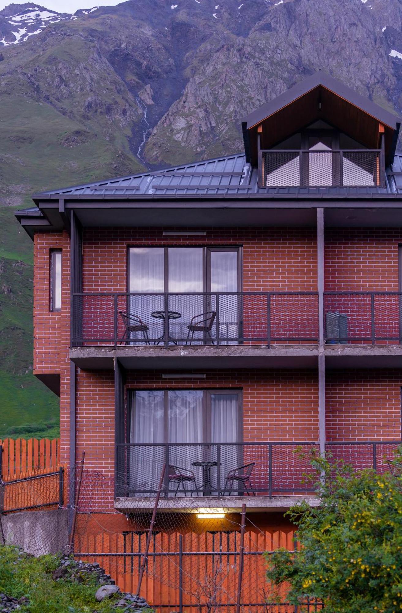 Devdaraki Apartments Kazbegi Exterior photo